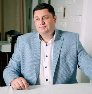 Mandziuk Oleg Andriyovych