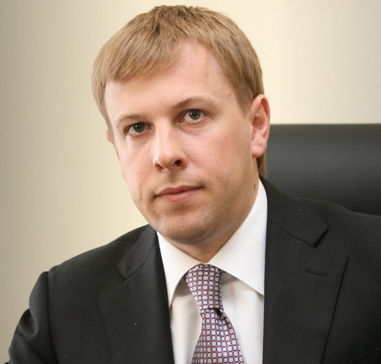 Хомутинник Віталій Юрійович